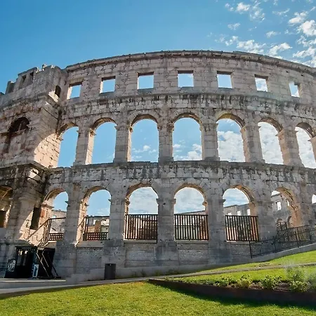 Stefan Apartament Pula